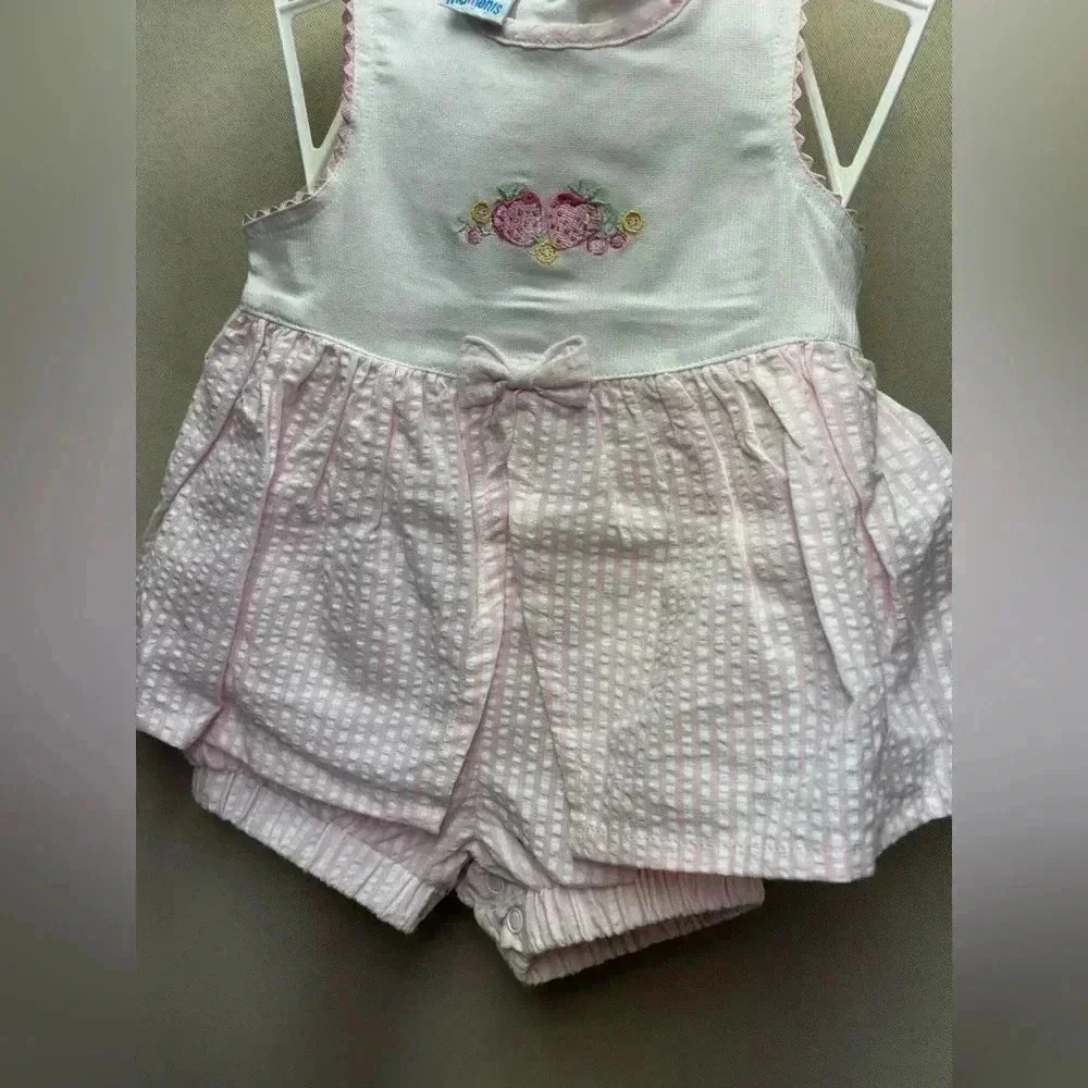 First Moments Vintage Strawberry Onesie stripped Pink and White Bottom Size 3-6